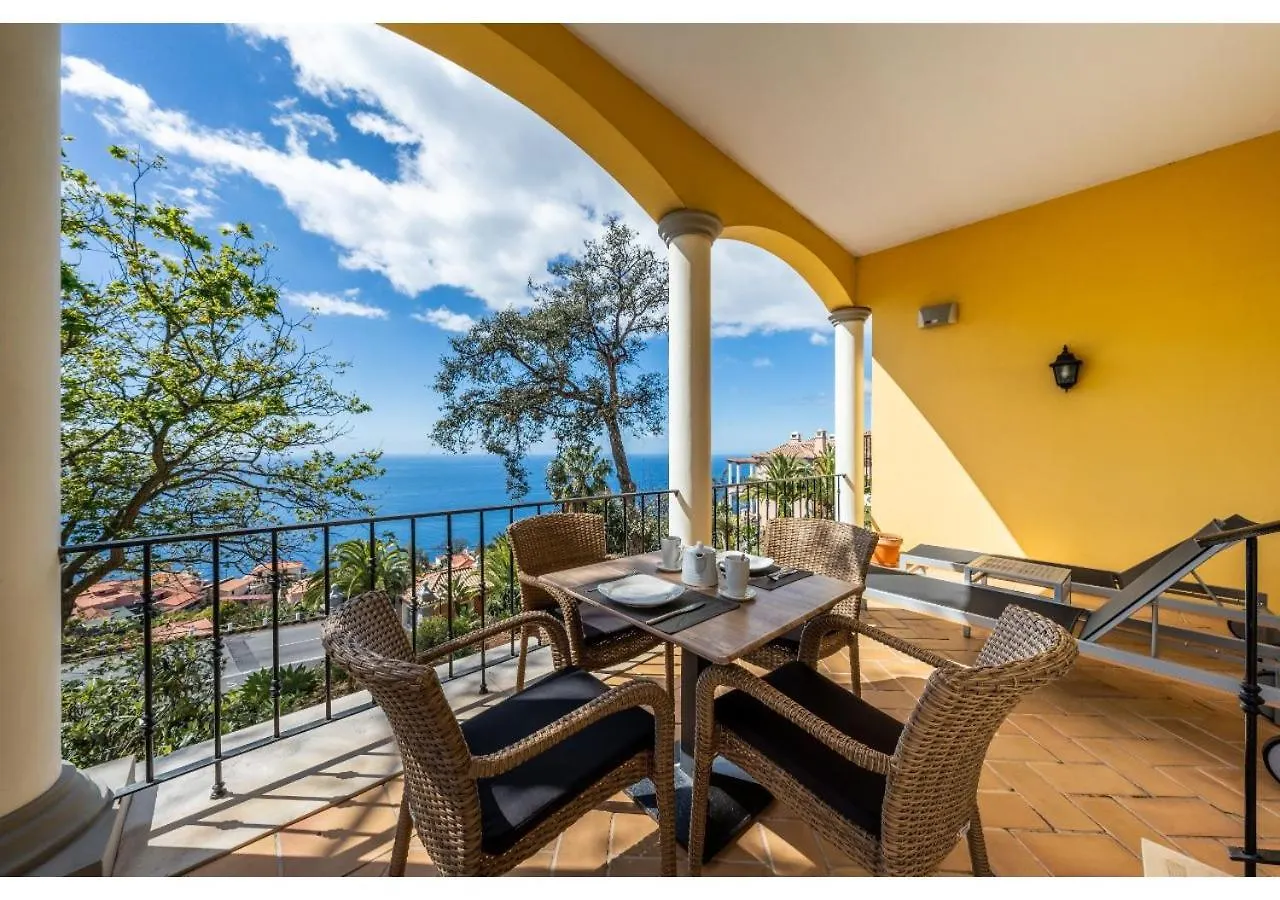 Palheiro Village Apartment In Resort Funchal